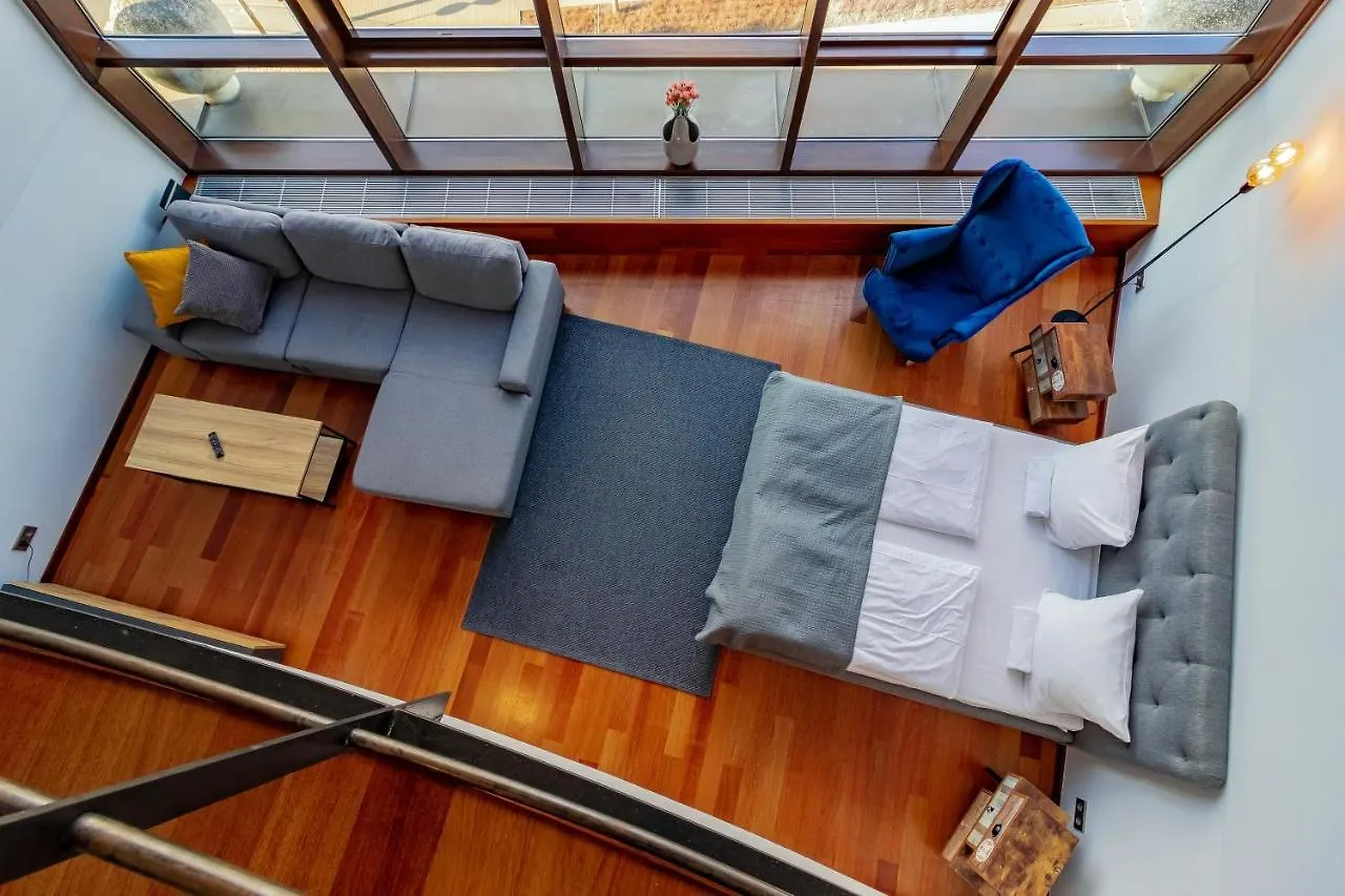 Boogie Apartments